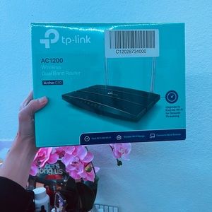 TP-link wireless router fast speed retails for $50
